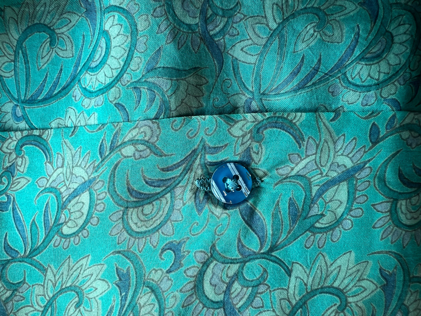 DRESS-SHIRT • 100% Silk •