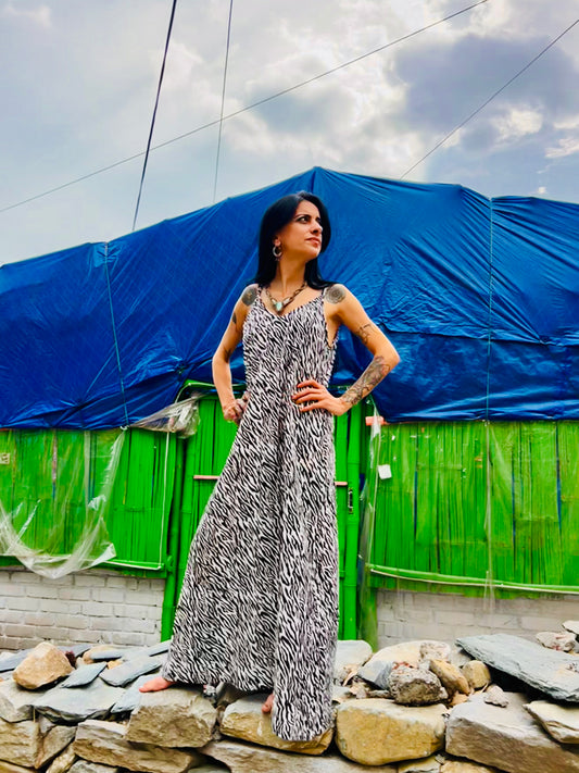 BLACK & WHITE LONG DRESS