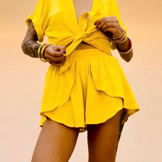 THE YELLOW SET