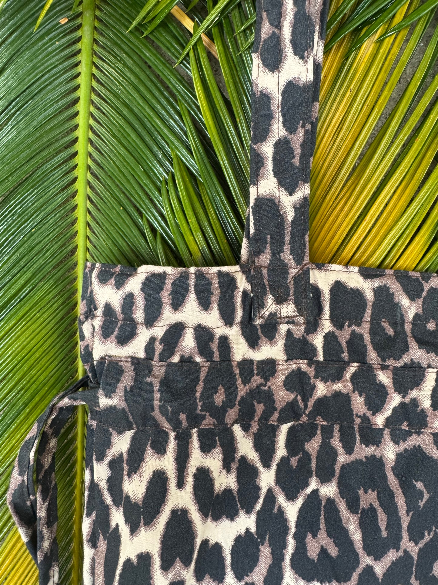 JUNGLE BAG •Tot Bag with pockets•