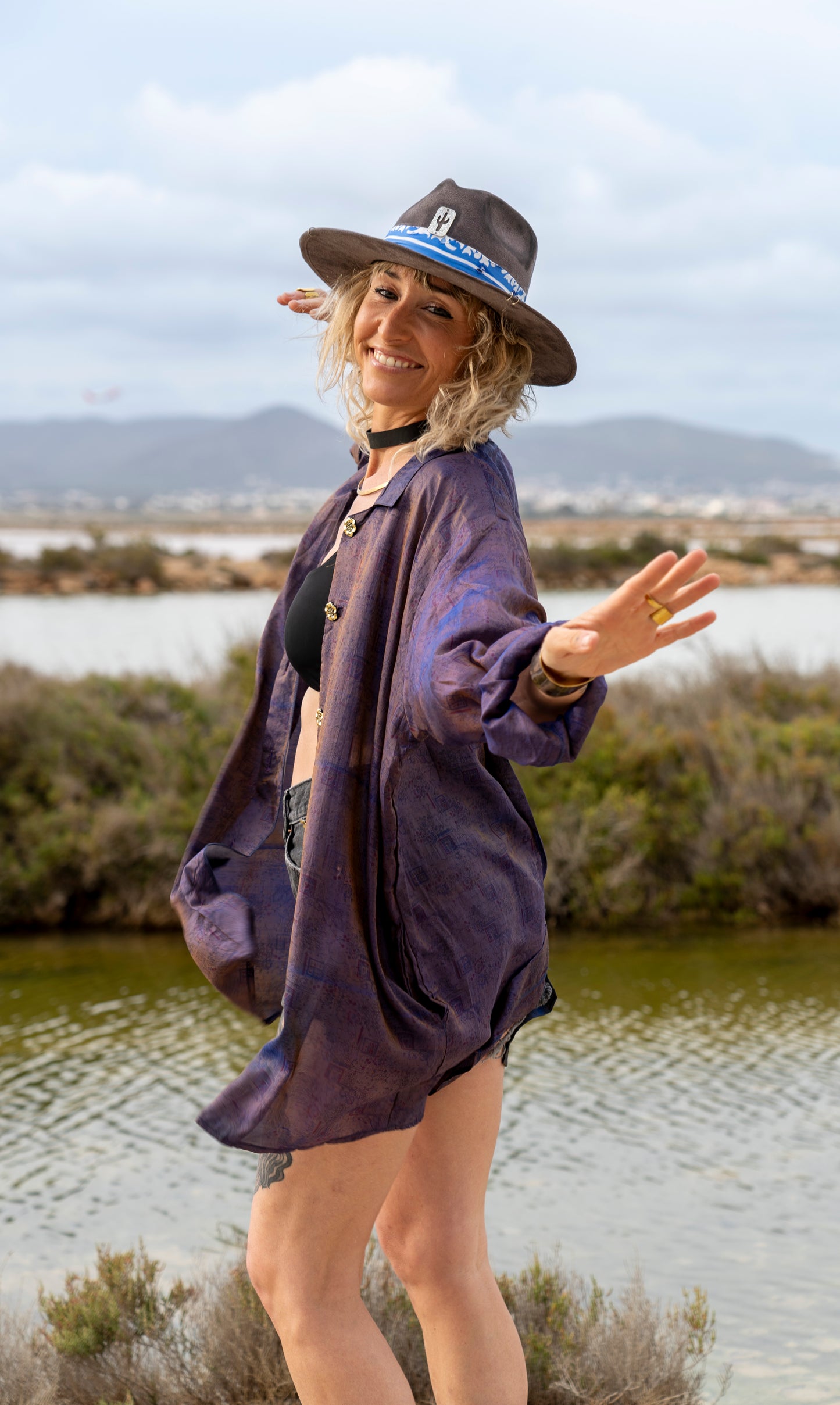 DRESS-SHIRT • 100% Silk •